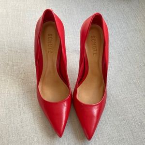 NEVER USED - Schutz classic pump in red sir 8. Comes with dust bag